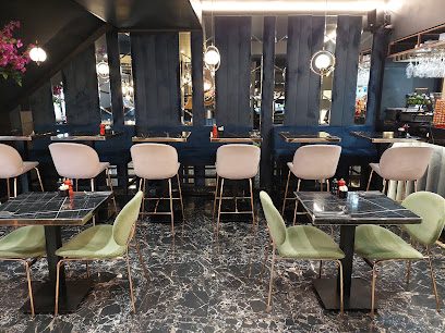 Marley's Brasserie & Lounge