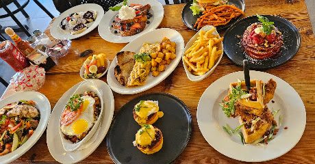 Savanna breakfast and Brunch on Western ave