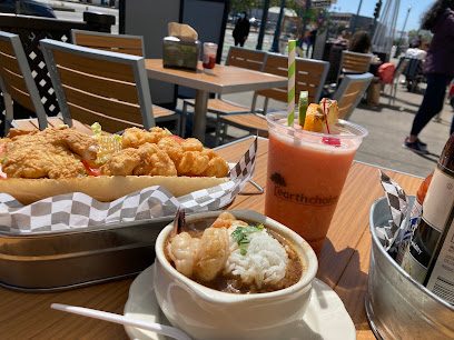 Queen's Louisiana Po-Boy Cafe