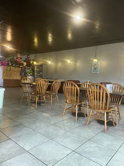 Mia's Bakery & Mexican Restaurant