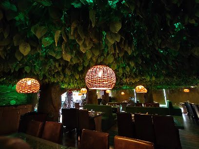 Jungle restaurant