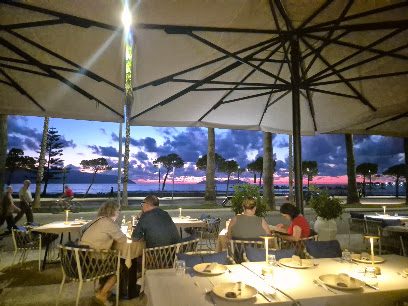 Paradise Beach Restaurant (Vlore)