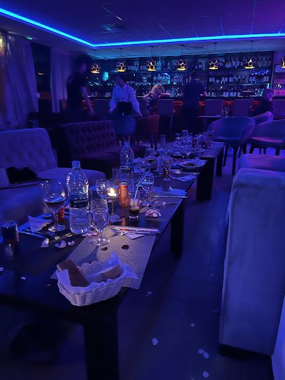 Le Corleonne restaurant lounge