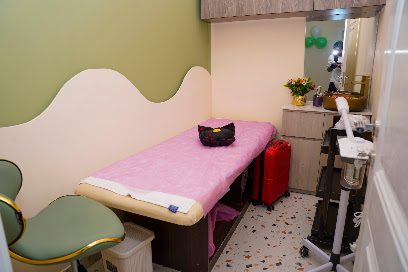 Ashtamudi Ladies Salon - Bur Dubai Near Sharaf Dg Metro Exit 4